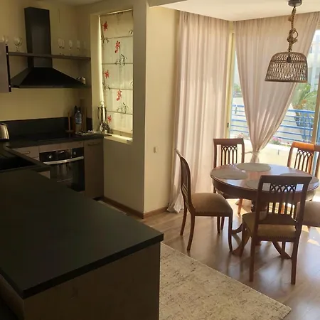 House * מארבלה