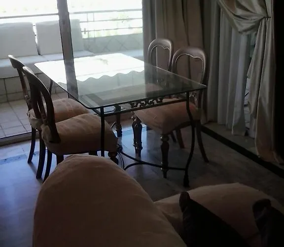 דירה House