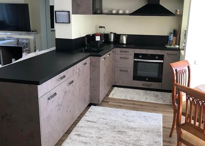 דירה House